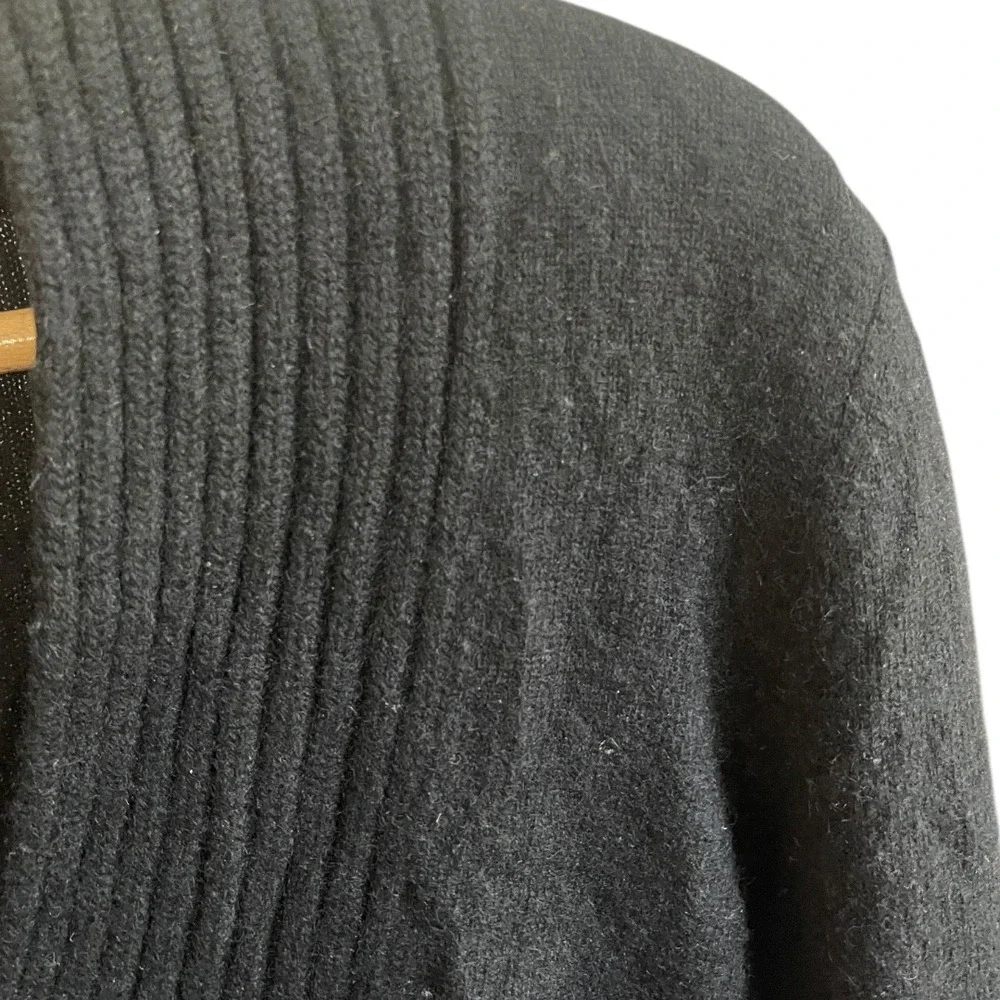 Club Monaco Ralph Lauren Black Cashmere V-Neck Pullover Sweater XS‎